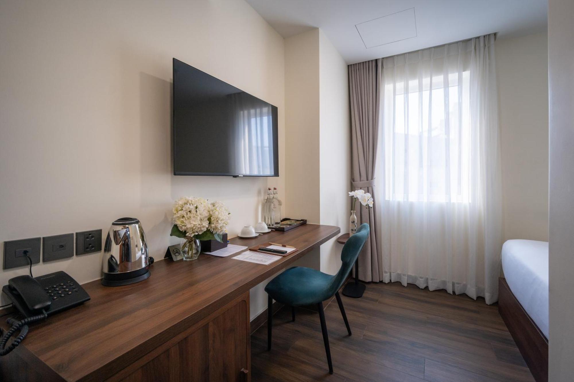 Hato Saigon Boutique Hotel & Rooftop Хошимін Екстер'єр фото
