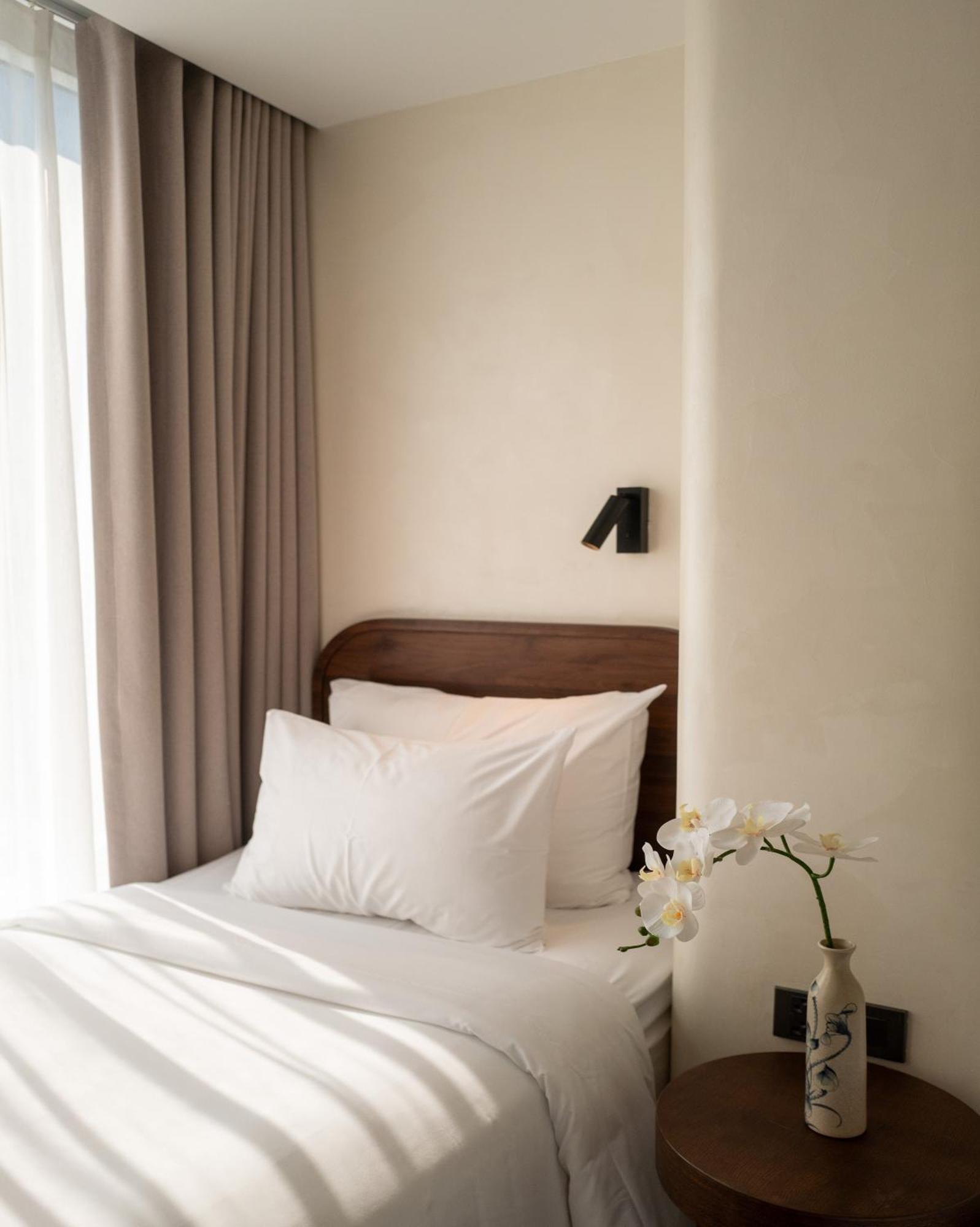 Hato Saigon Boutique Hotel & Rooftop Хошимін Номер фото