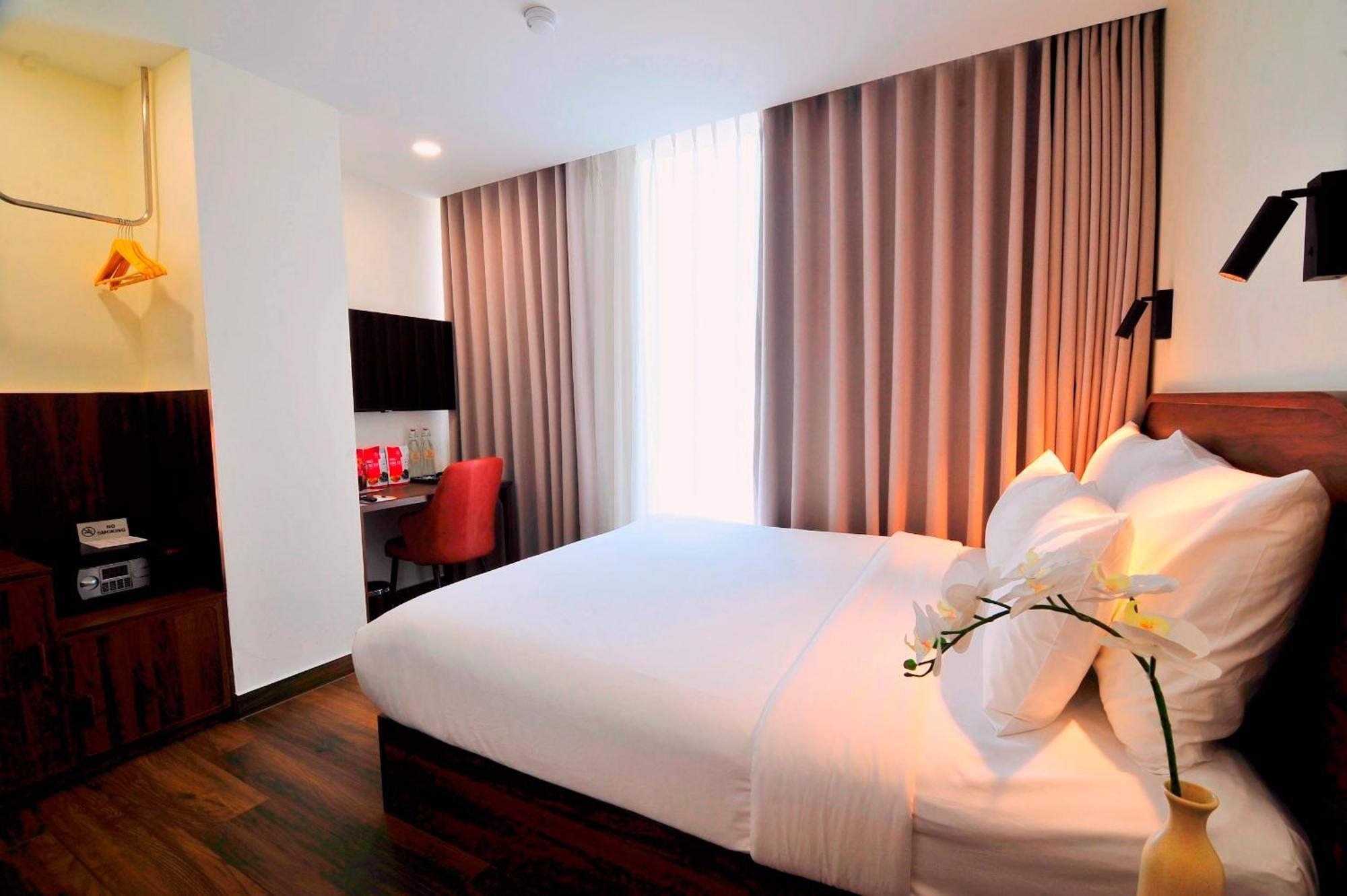 Hato Saigon Boutique Hotel & Rooftop Хошимін Номер фото