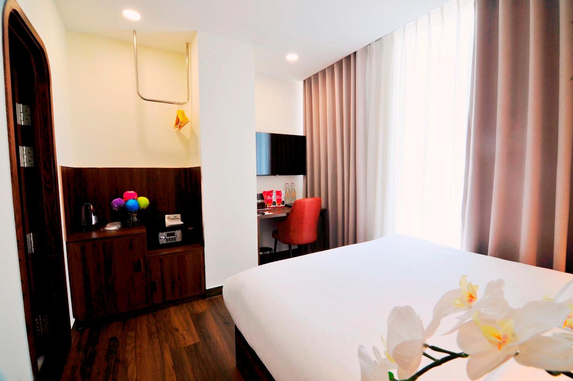 Hato Saigon Boutique Hotel & Rooftop Хошимін Номер фото